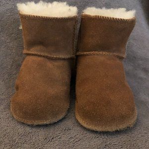Uggs Baby Soft Sole Booties Size M